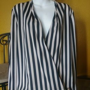 Gianni Bini blouse